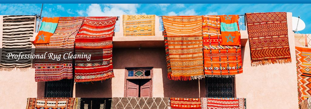 moroccan rugs out in the sunshie